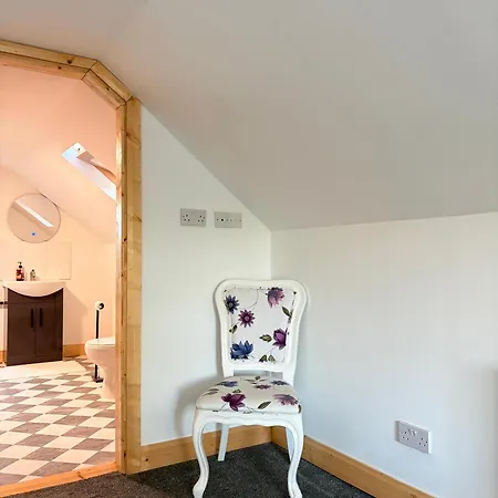 Sea Breeze 5 Minutes Walk From A Beautiful * Blackwater