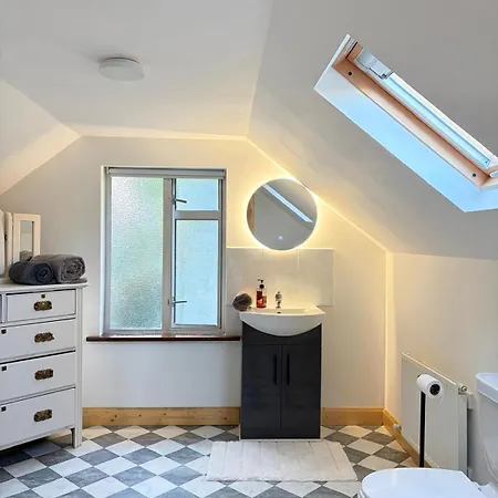 Casa vacanze Sea Breeze 5 Minutes Walk From A Beautiful Blackwater
